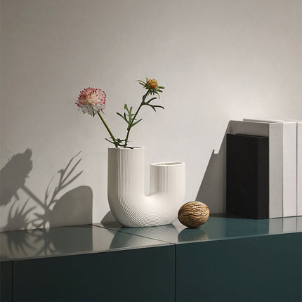 Modern And Simple U-Shaped Geometric Striped Ceramic Vase Ornaments Dry Flower Arranging Device Home Desktop Soft Decoration