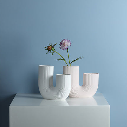 Modern And Simple U-Shaped Geometric Striped Ceramic Vase Ornaments Dry Flower Arranging Device Home Desktop Soft Decoration