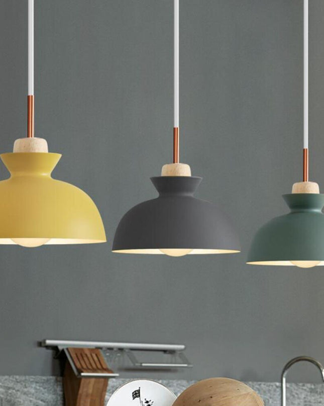 Creative retro industrial style solid wood wrought iron single head chandelier