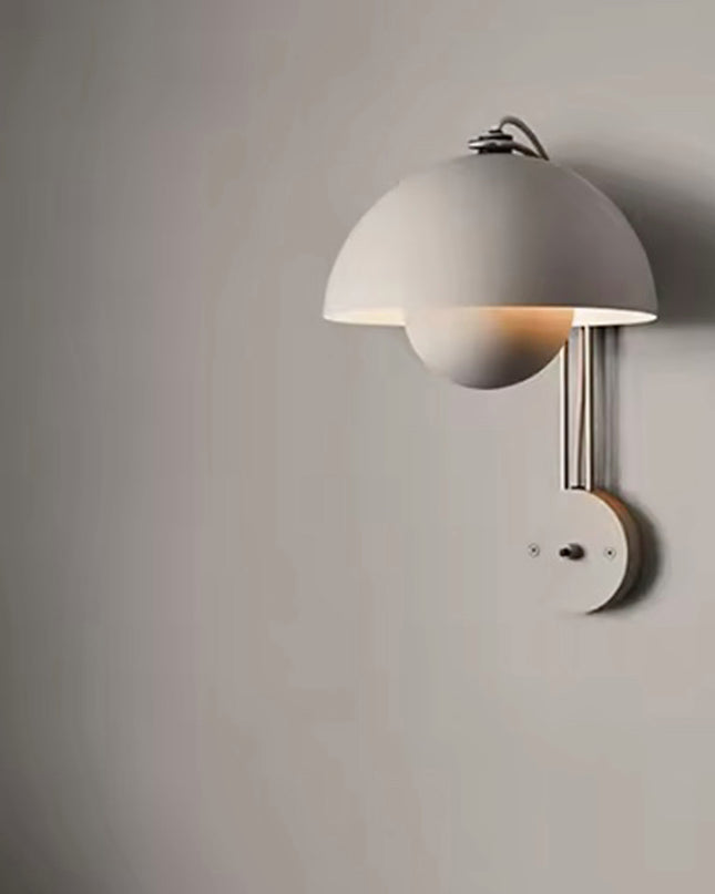 Flower Bug Wall Lamp